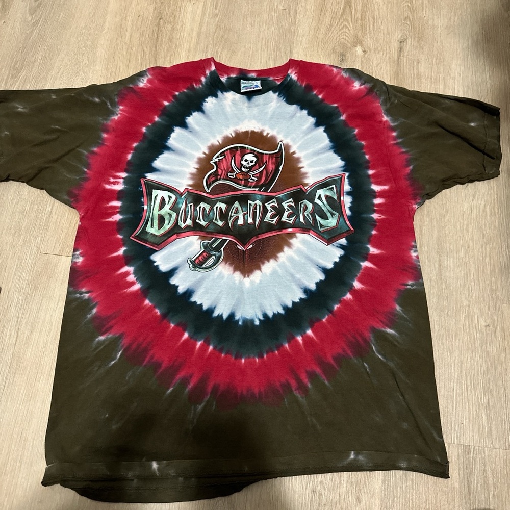 Tampa Buccaneers Tie-Dye Liquid Blue Tee L